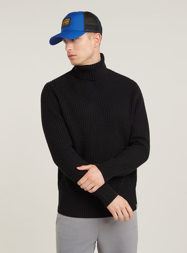 Essential Turtle Knitted Sweater